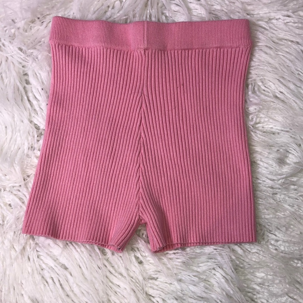 ⭐️🔹 Dolls Kill Tic Toc Knit Shorts